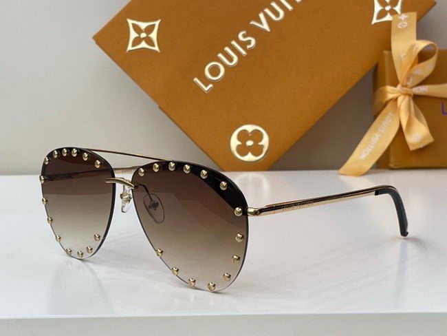 Louis Vuitton Sunglasses AAA+ ID:20220317-580